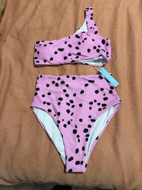 Pink One-Shoulder High-Waist Bikini Set with Black Spot Print